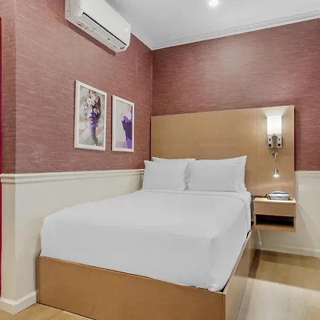 The Mayfair Times Square, An Ascend Collection Hotel New York