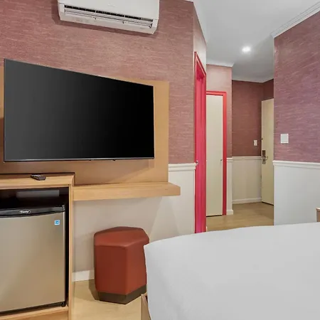 The Mayfair Times Square, An Ascend Collection New York