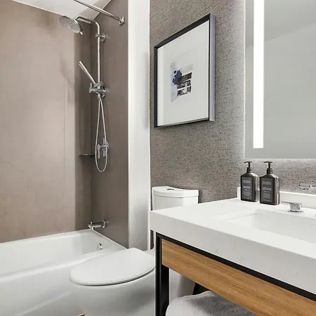Sheraton Tribeca Hotel 4*