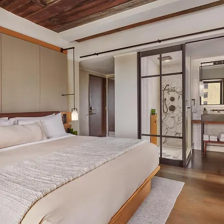 1 Park Hotel New York