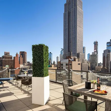 Hotel Newly Renovated Embassy By Hilton Manhattan Times Square