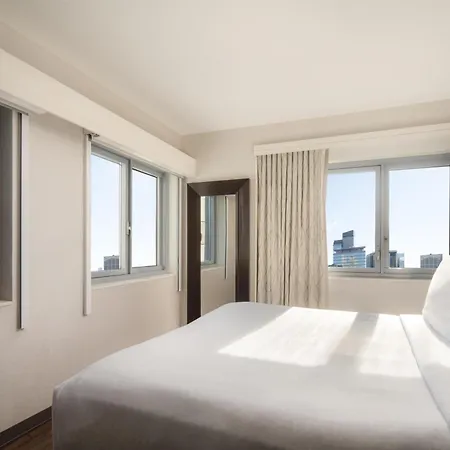 Newly Renovated Embassy By Hilton Manhattan Times Square 4* New York
