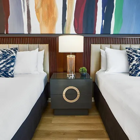 Hotel The Fifty Sonesta