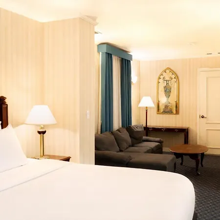 Hotel Stanford 3*