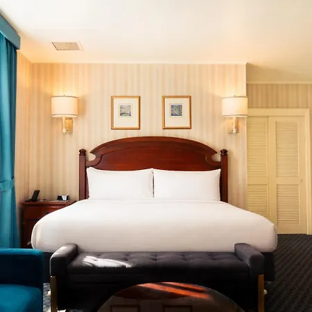 Hotel Stanford 3*