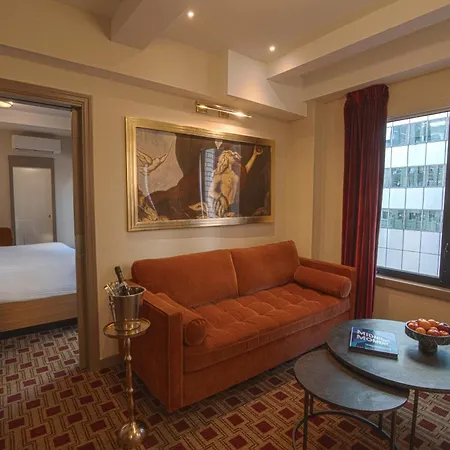 Edison Times Square Hotel