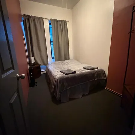 Hostel Macaw *
