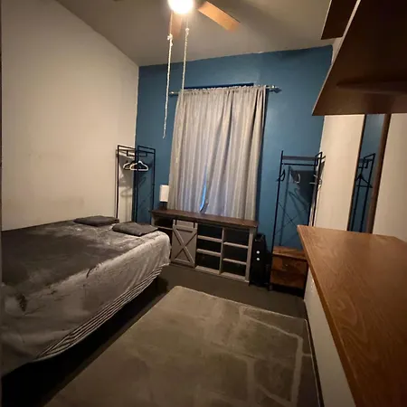 Macaw Hostel New York