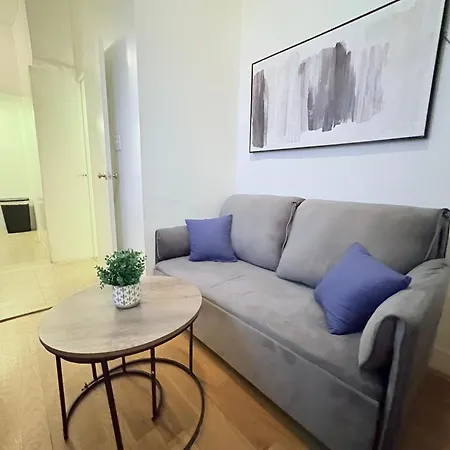 Midtown Manor Apartment New York
