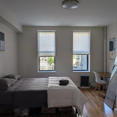 Lavish Downtown Manhattan Oasis In Union Square Apartment