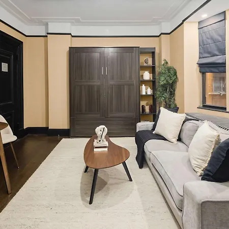 Beautiful Near Times Square With Gym & Patio Inn