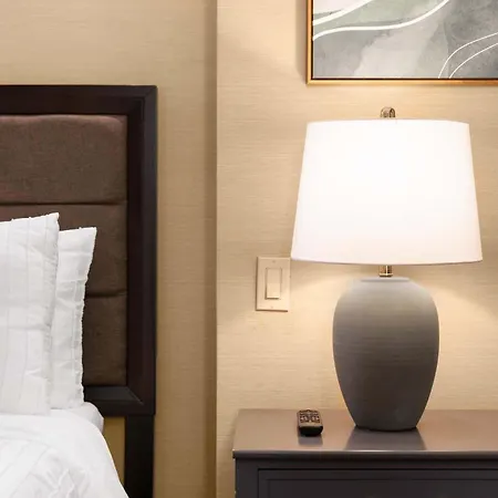 Inn Beautiful Near Times Square With Gym & Patio