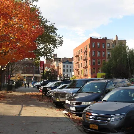 Apartment 2br Near Mount Sinai & Metropolitan Hospitals New York