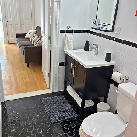 Brooklyn - Bed-stuy - Spacious Private 2br Guest house