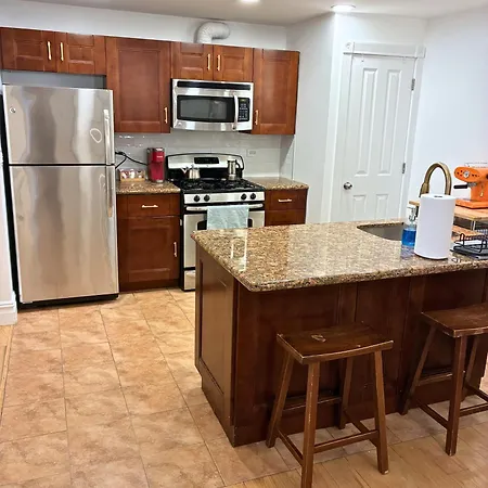 Guest house Brooklyn - Bed-stuy - Spacious Private 2br 4*