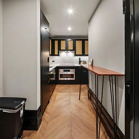 Holiday home Freeman 802 By Rove Travel - 1brcondo With Shared Amenities