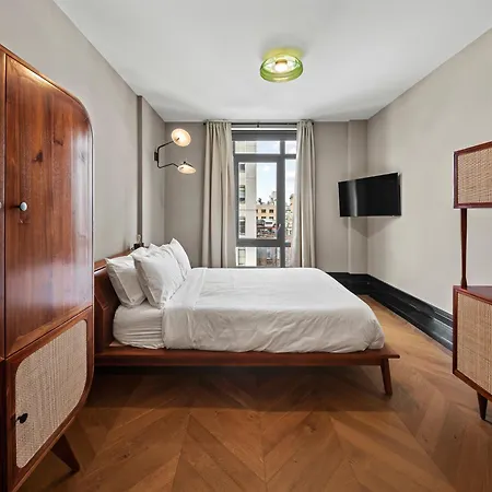 Holiday home Freeman 802 By Rove Travel - 1brcondo With Shared Amenities New York