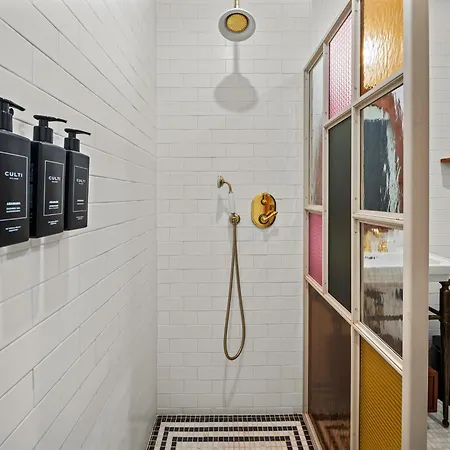 Freeman 802 By Rove Travel - 1brcondo With Shared Amenities *