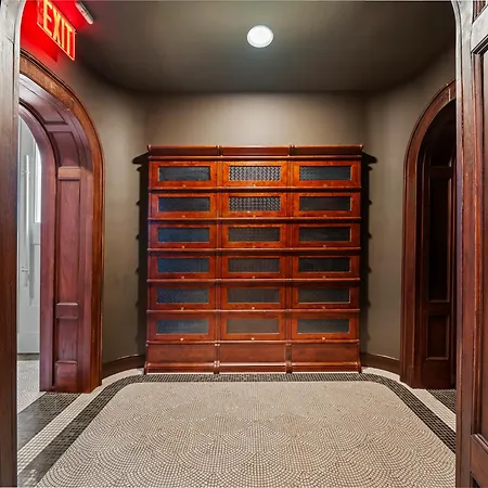 Freeman 802 By Rove Travel - 1brcondo With Shared Amenities New York