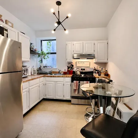 Homestay In A 3 Big Prime Harlem Location Near Park *