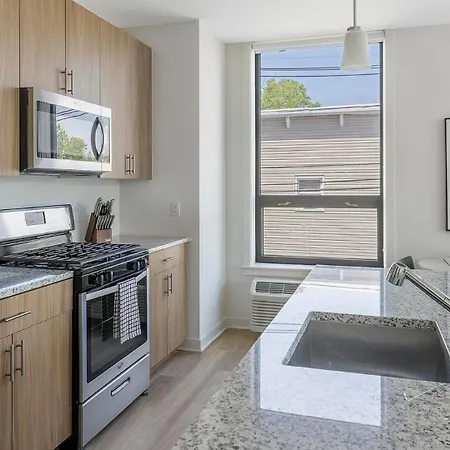 Landing Apartments - The Botanic New York