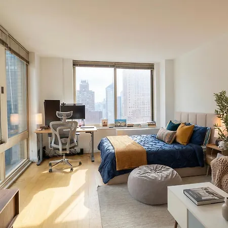 Midtown Manhattan Luxury 1br With Skyline Lifestyle Apartment