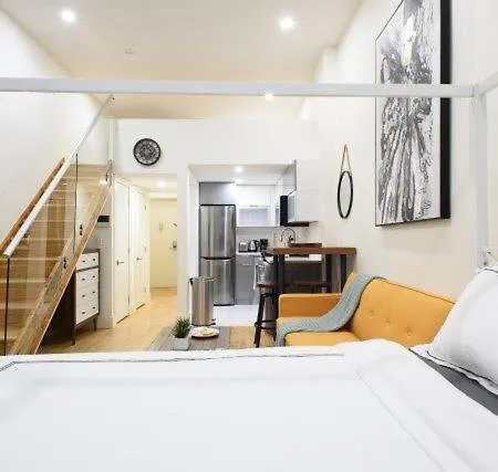 Apartment 244 East New York