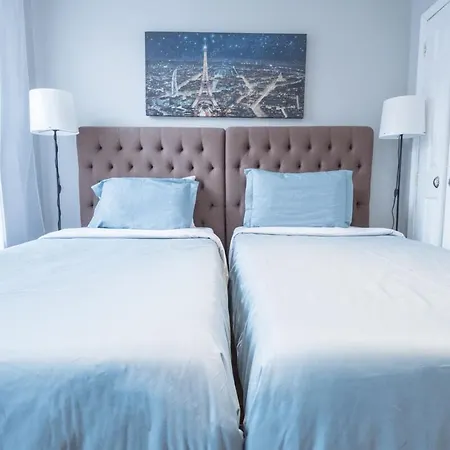 2br Near Mount Sinai & Metropolitan Hospitals *