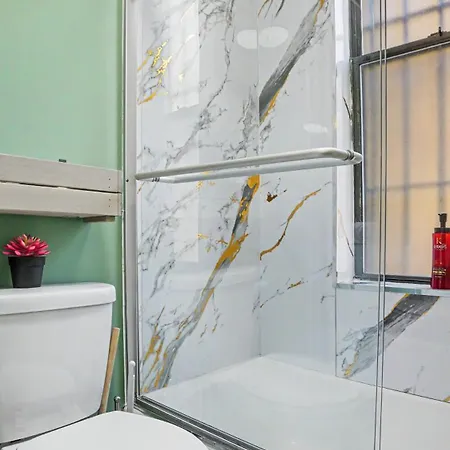 Elegant 3 Bedroom Unit In Lower Manhattan * New York