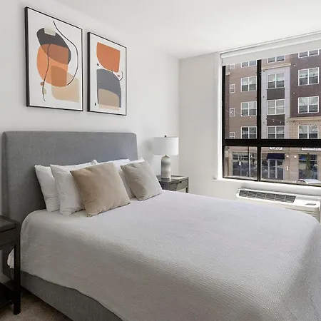 Landing Apartments - The Botanic Apartment