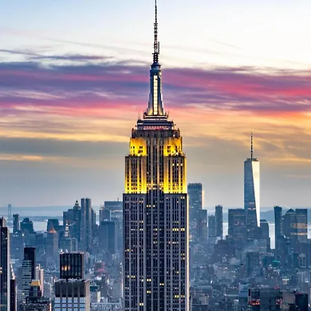 Oyo Times Square Hotel