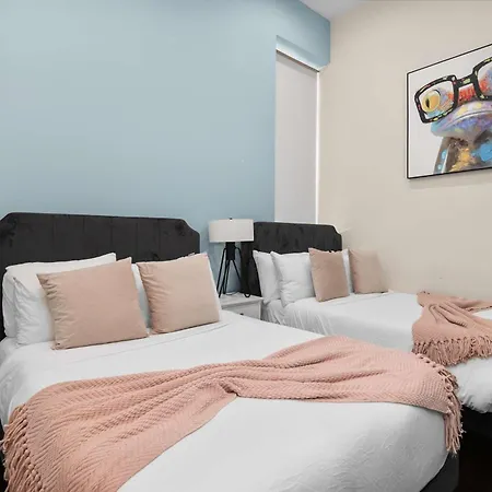 Stylish 3br Designer In Nyc * New York