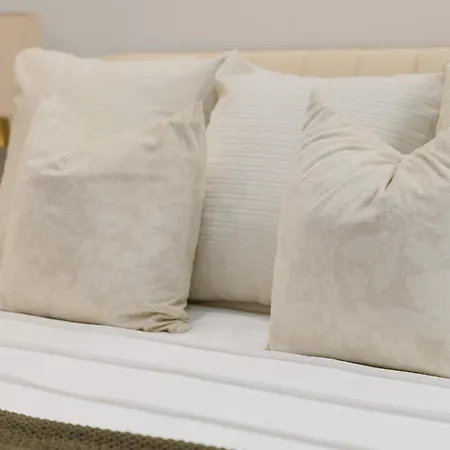 Apartment Stylish 3br Designer In Nyc *
