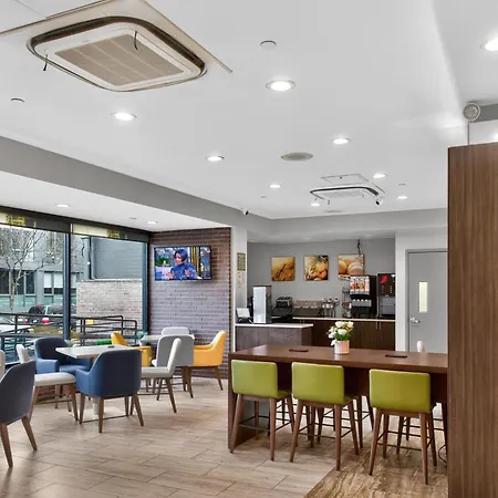 Times Square West Hotel, Bw Signature Collection Hotel 3*