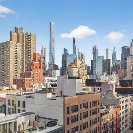 Times Square West Hotel, Bw Signature Collection Hotel 3*