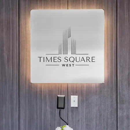Times Square West Hotel, Bw Signature Collection 3* New York