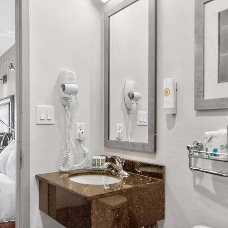 Times Square West Hotel, Bw Signature Collection 3*
