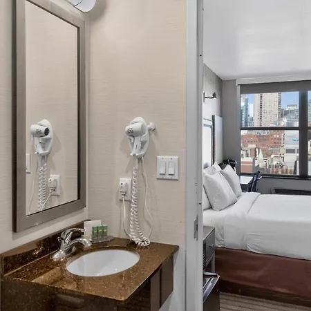 Hotel Times Square West Hotel, Bw Signature Collection 3*