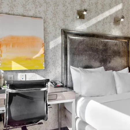Times Square West Hotel, Bw Signature Collection 3*