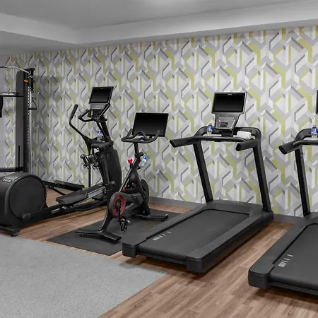 Hilton Garden Manhattan Midtown East 3*