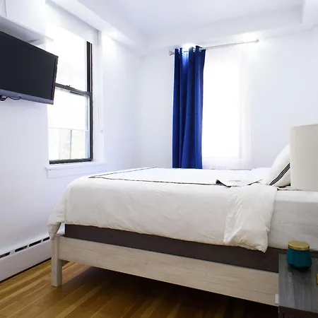 Apartment 62-2b Renovated 1br In Prime Upper East Side New York