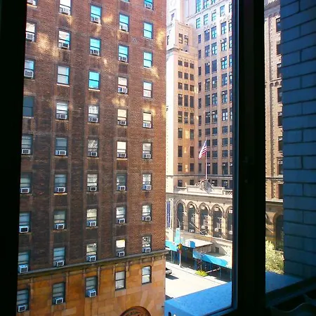 City. Xl Studio - Flat Iron. Elevator *