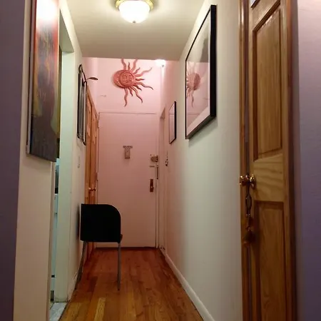 Apartment City. Xl Studio - Flat Iron. Elevator *
