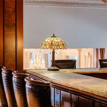 Hotel The Plaza, A Fairmont 5*