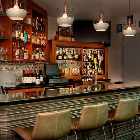 Four Points By Sheraton Manhattan Soho Village Hotel
