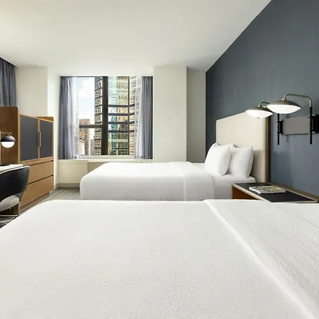 Courtyard Manhattan/midtown East 4*