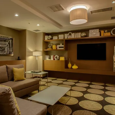 By Marriott Manhattan/ Midtown Eastside Hotel New York