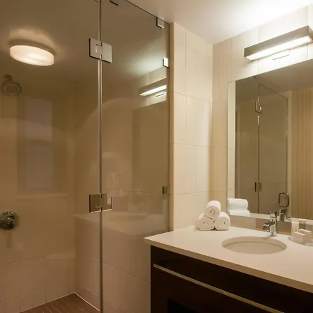 Hotel By Marriott Manhattan/ Midtown Eastside New York