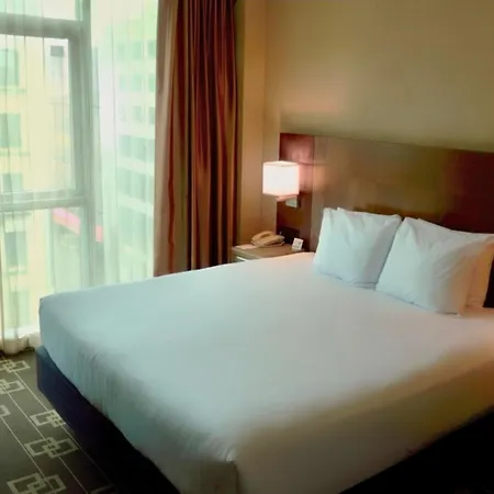Hotel Wyndham Garden Chinatown 4*
