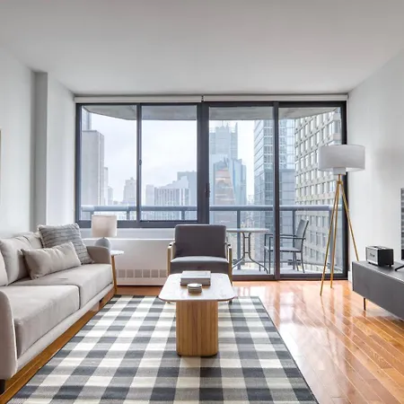 Midtown 2Br W Gym Doorman Nr Theater District Nyc-1226 Apartment *